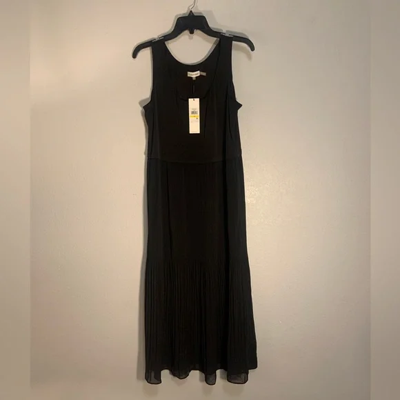 CALVIN KLEIN Black Sleeveless Maxi Dress with Pleated Bottom & Round Low  Neck